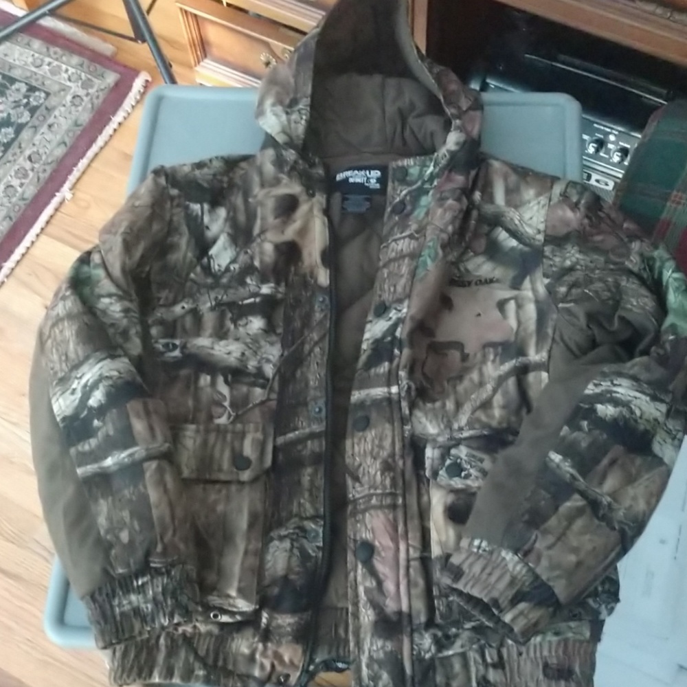 Youth Large Mossy Oak Camo jacket